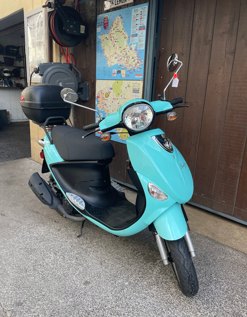 Genuine Scooters 2023 Turquoise Genuine Buddy 50cc Moped (BB-5640)