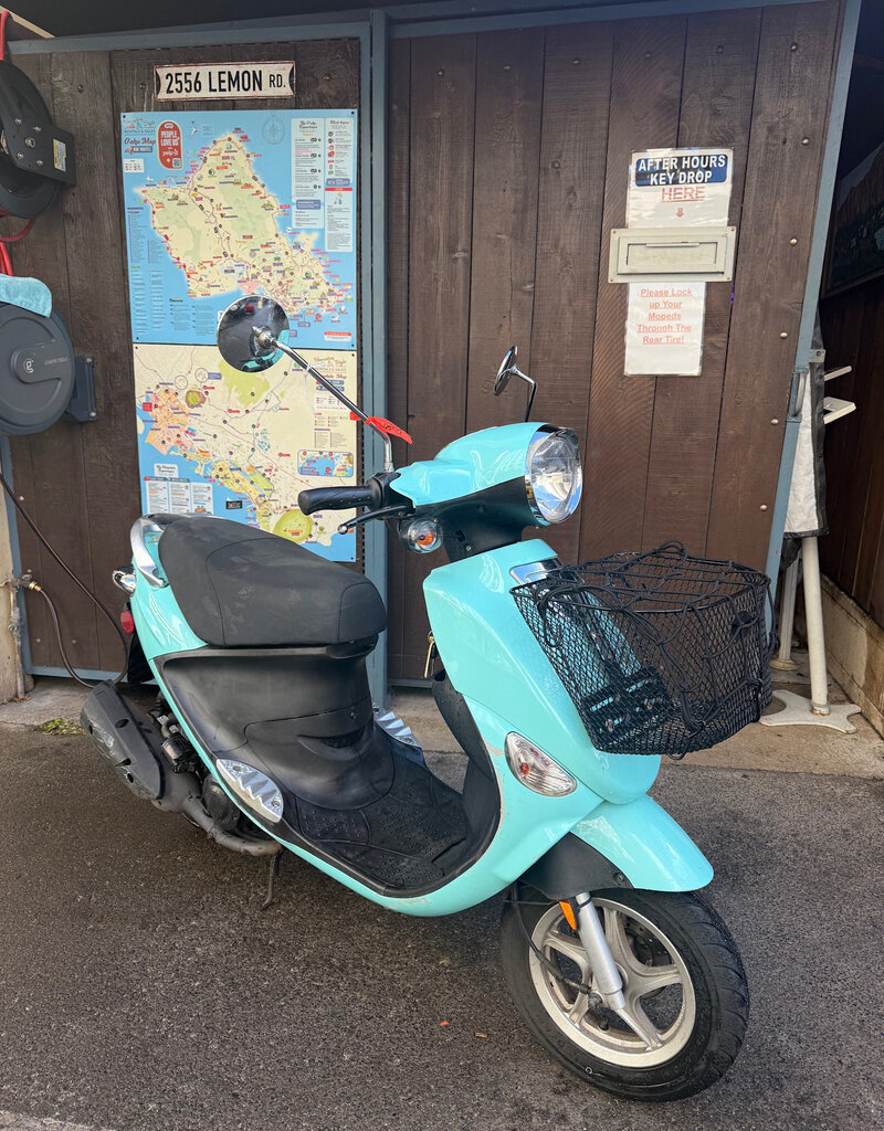 Genuine Scooters 2024 Turquoise Genuine Buddy 50cc Moped (b-80)