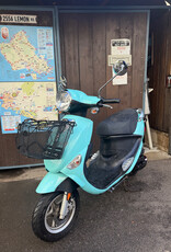 Genuine Scooters 2024 Turquoise Genuine Buddy 50cc Moped (b-80)