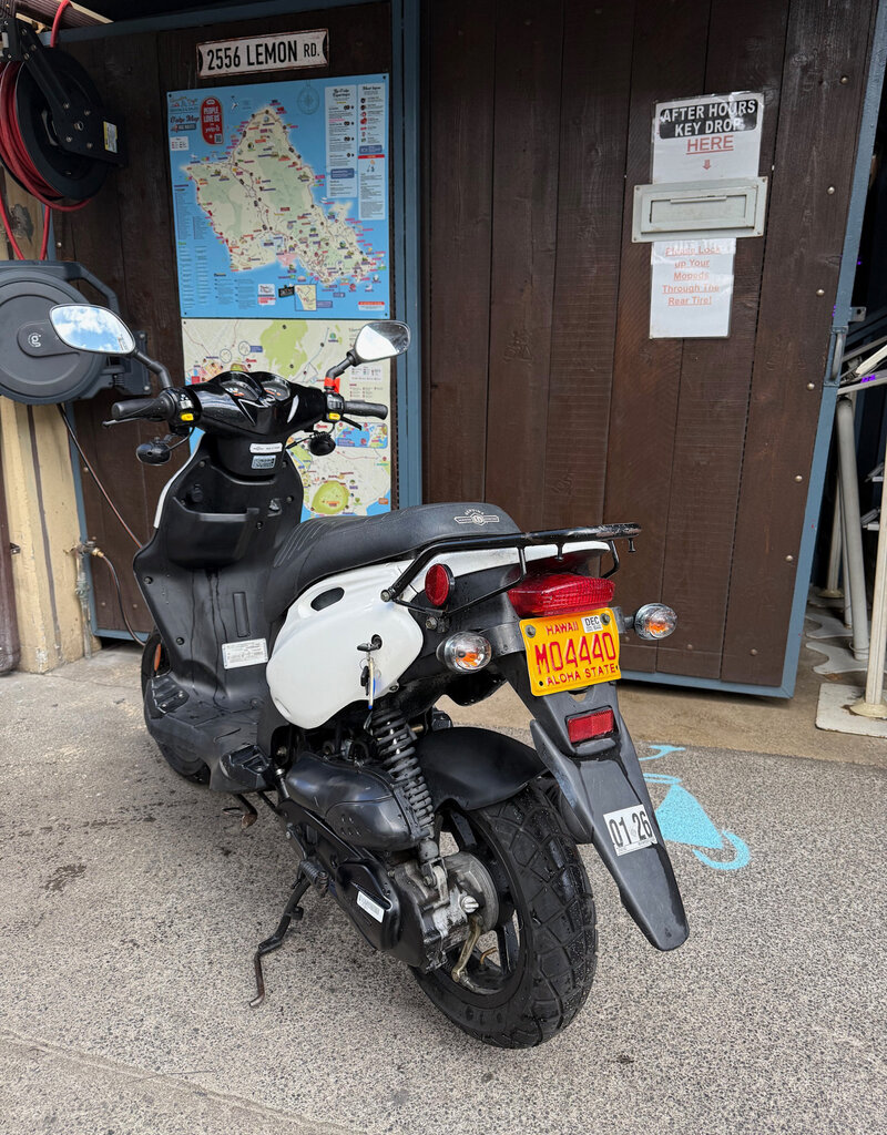 Genuine Scooters 2024 Black Genuine Roughhouse 50 cc Moped (R-129)