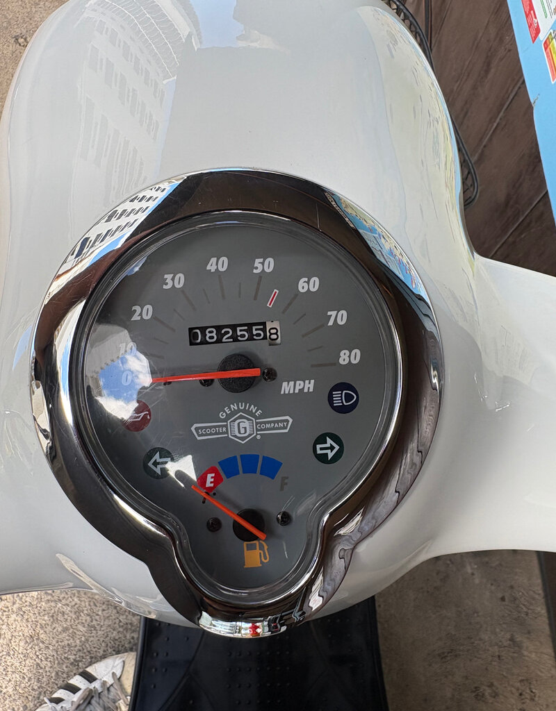 Genuine Scooters 2023 Turquoise Genuine Buddy 50cc Moped (B.B. 5414)