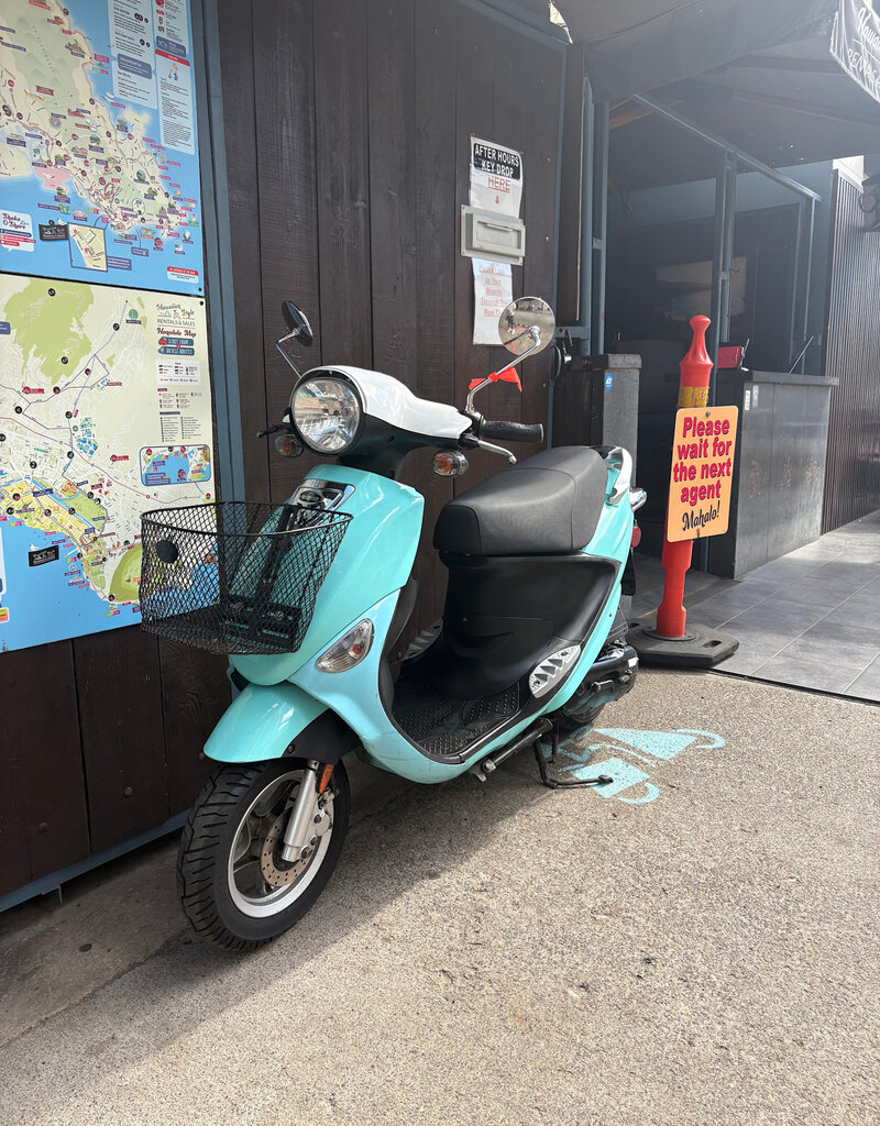 Genuine Scooters 2023 Turquoise Genuine Buddy 50cc Moped (B.B. 5414)