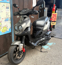 Genuine Scooters 2024 Matte Titanium Genuine Roughhouse Sport 50cc Moped (LX-69)