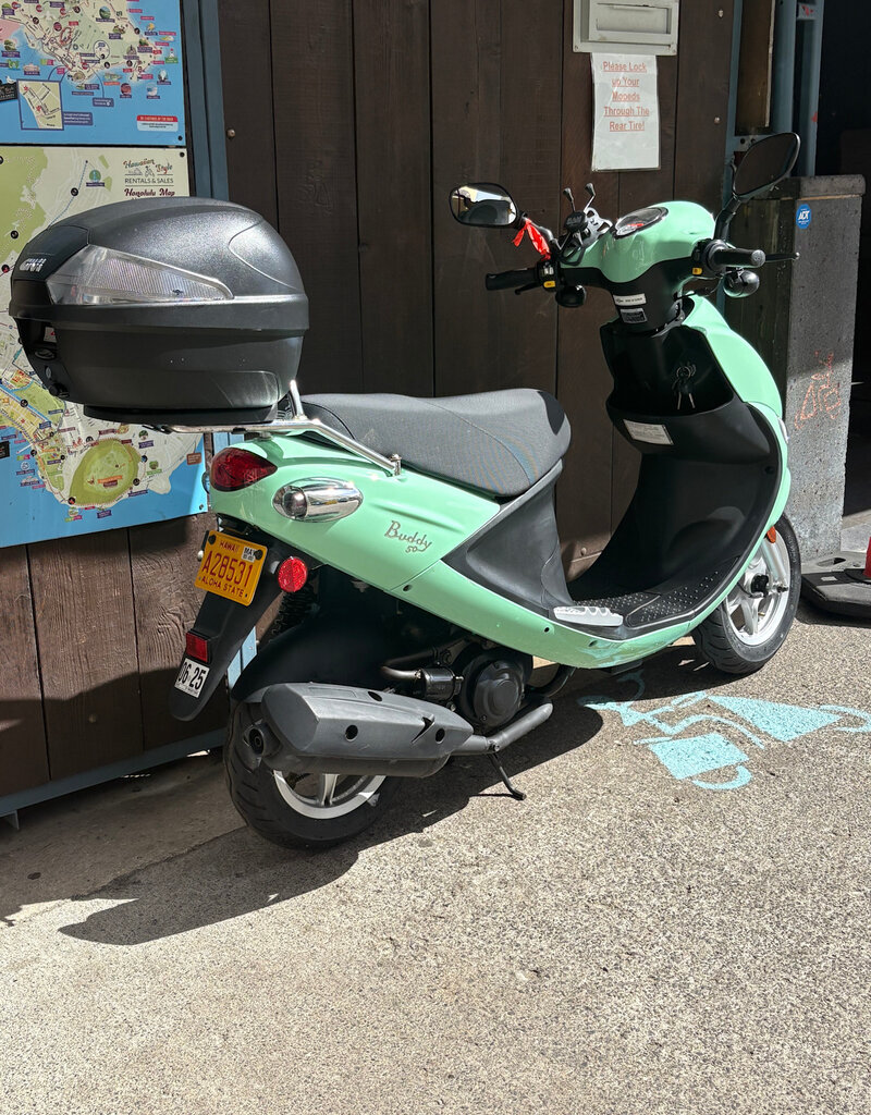 Genuine Scooters 2024 Seafoam Genuine Buddy 50cc Scooter BB 5604