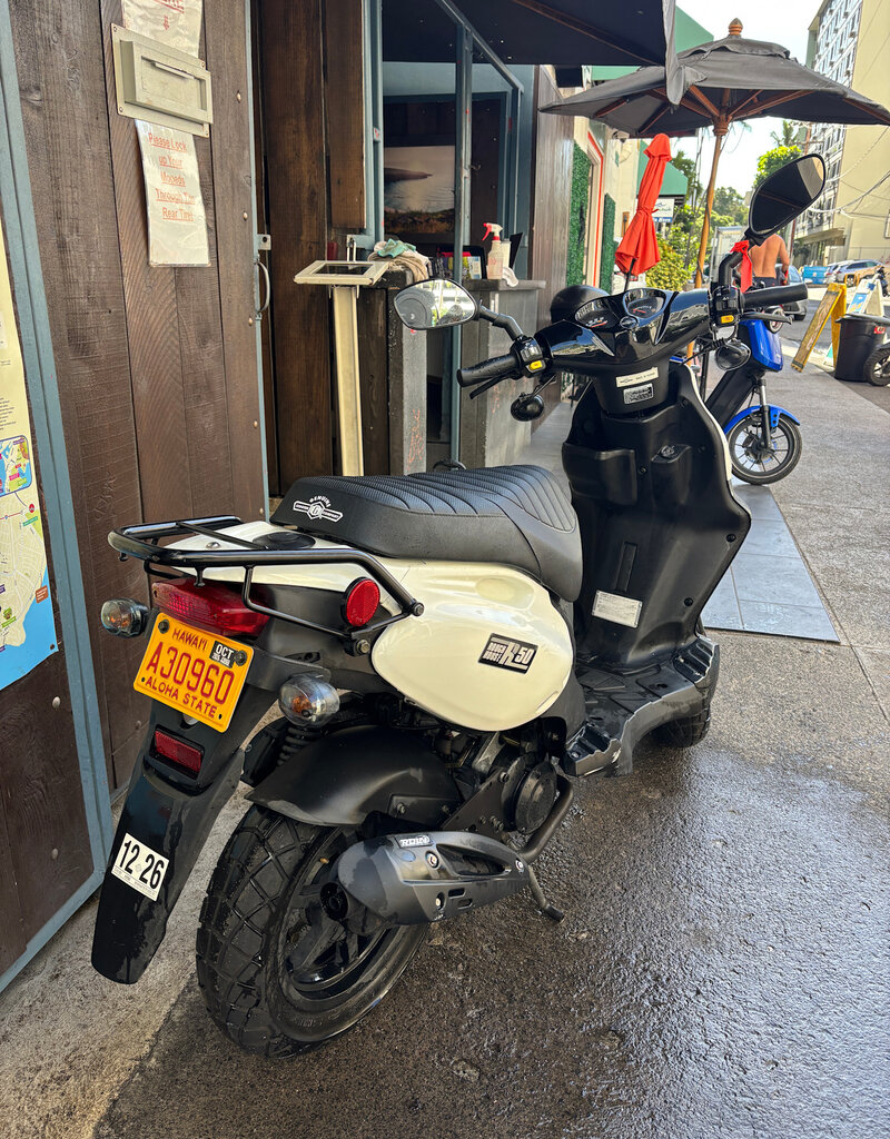 2023 White Genuine Roughhouse 50cc Moped B.B. (5190)