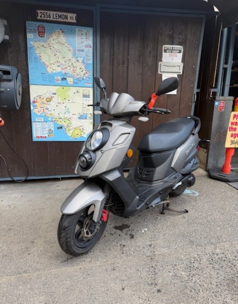 Genuine Scooters 2022 Matte Titanium Genuine Hooligan 170i Scooter B.B.(2411)