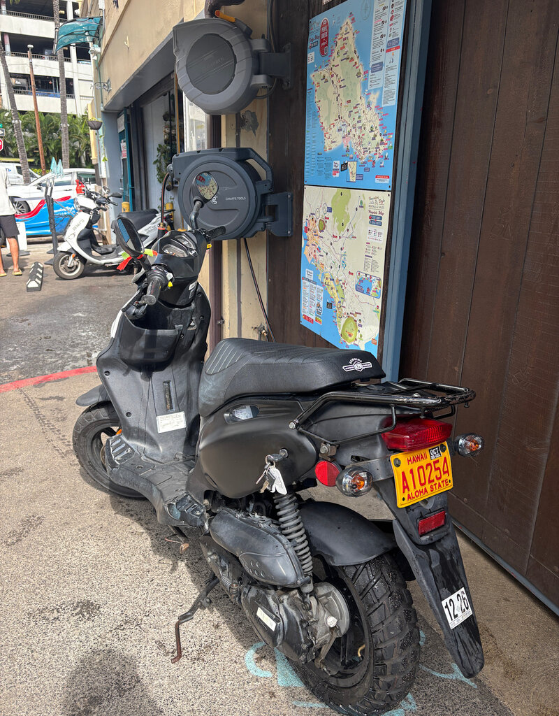 Genuine Scooters 2024 Black Genuine Roughhouse 50 cc Moped (R-126)