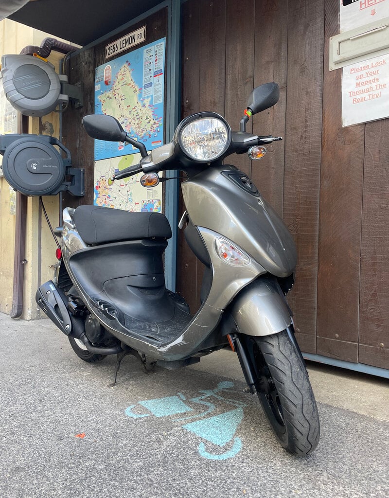 Genuine Scooters 2024 Gloss Titanium Genuine Buddy 50cc Moped (130)