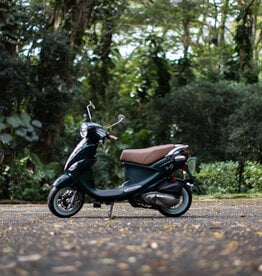 Genuine Scooters 2026 Brit Green Genuine Buddy 50cc Moped**