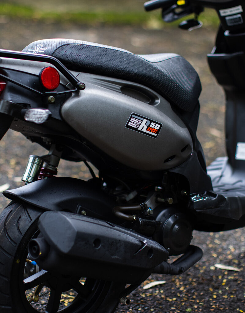 Genuine Scooters 2026 Matte Titanium Genuine Roughhouse Sport 50cc Moped**