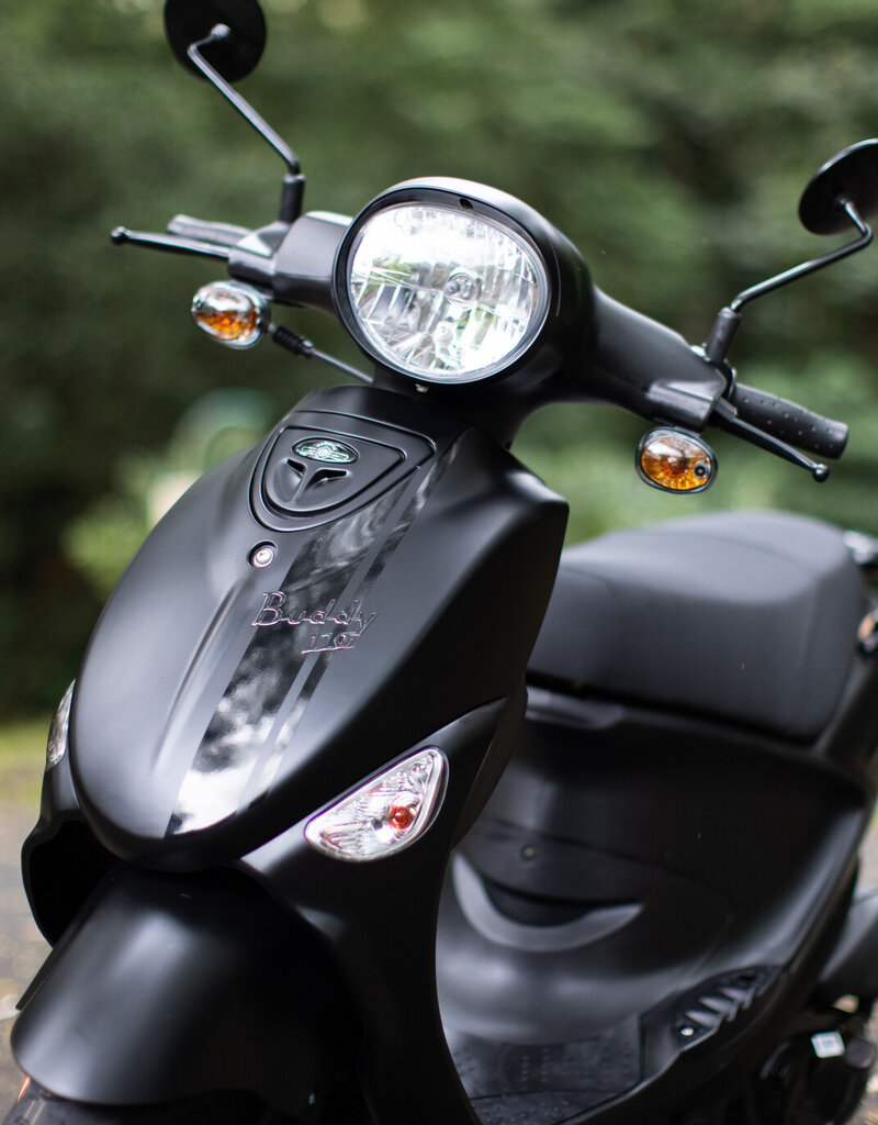 Genuine Scooters 2026 Matte Black Genuine Buddy 170i Scooter**
