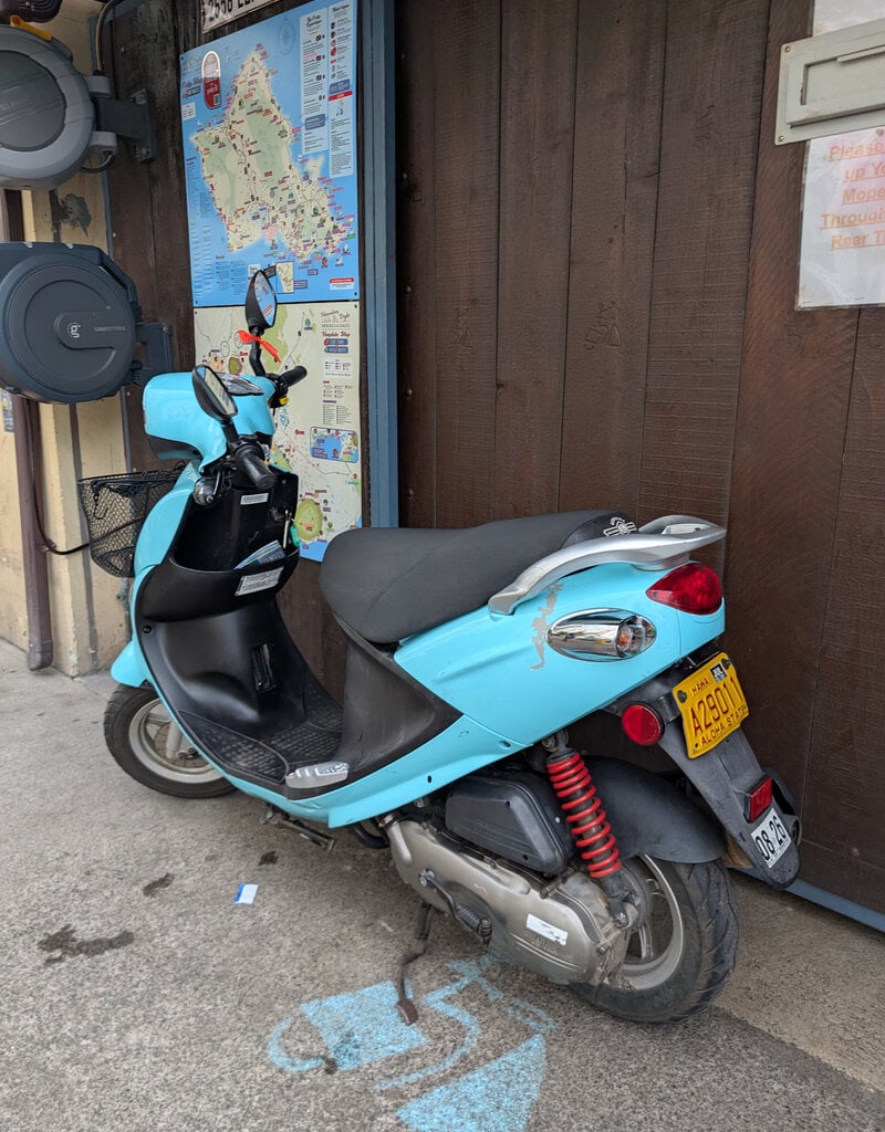 Genuine Scooters 2023 Turquoise Genuine Buddy 50cc Moped (b-88)
