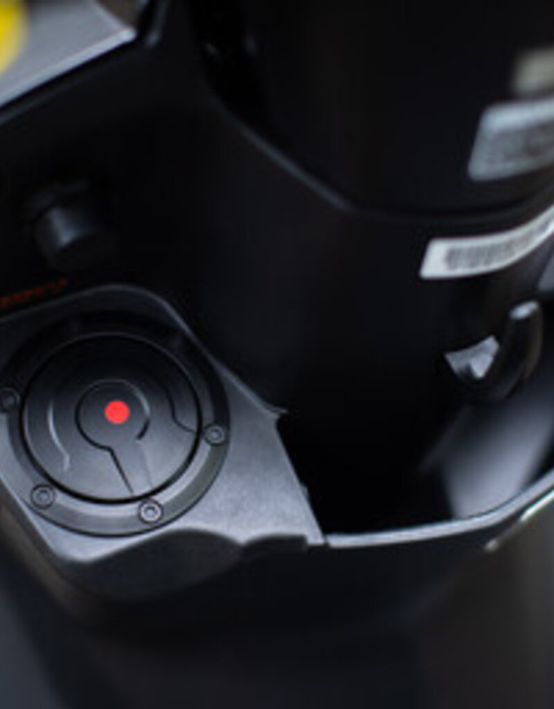 Genuine Scooters 2025 Matte Black Genuine Hooligan 170i Scooter**