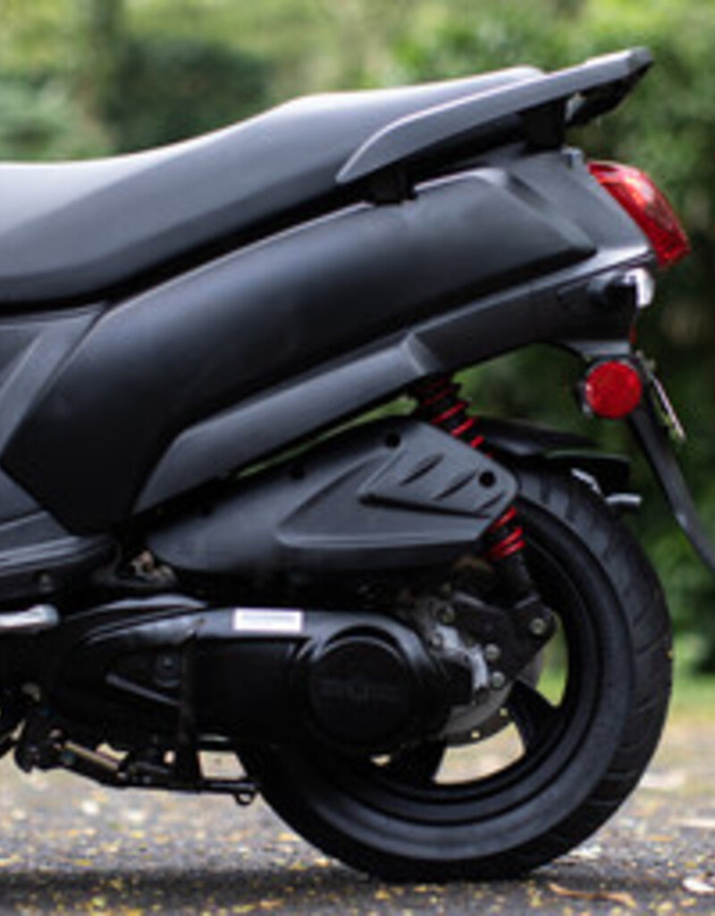 Genuine Scooters 2025 Matte Black Genuine Hooligan 170i Scooter**