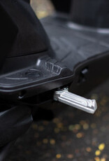 Genuine Scooters 2025 Matte Black Genuine Hooligan 170i Scooter**