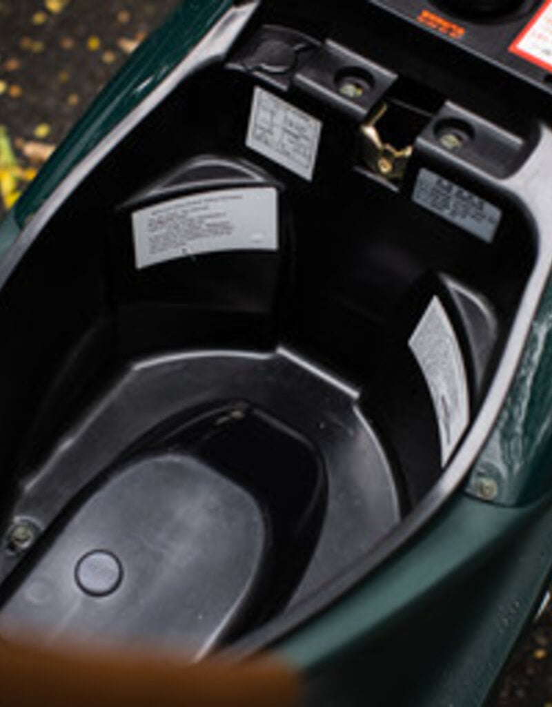 Genuine Scooters 2026 Brit Green Genuine Buddy 170i Scooter**