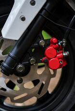 Genuine Scooters 2025 White Genuine Hooligan 170i Scooter**