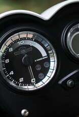 Genuine Scooters 2025 White Genuine Hooligan 170i Scooter**