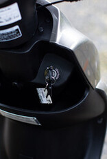 Genuine Scooters 2026 Gloss Titanium Genuine Buddy 170i Scooter**