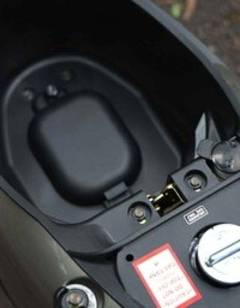 Genuine Scooters 2026 Gloss Titanium Genuine Buddy 50cc Moped**