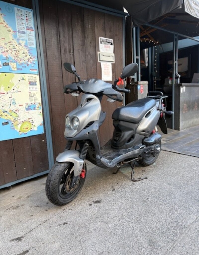 Genuine Scooters 2023 Matte Titanium Genuine Roughhouse Sport 50cc Moped (LX-65)