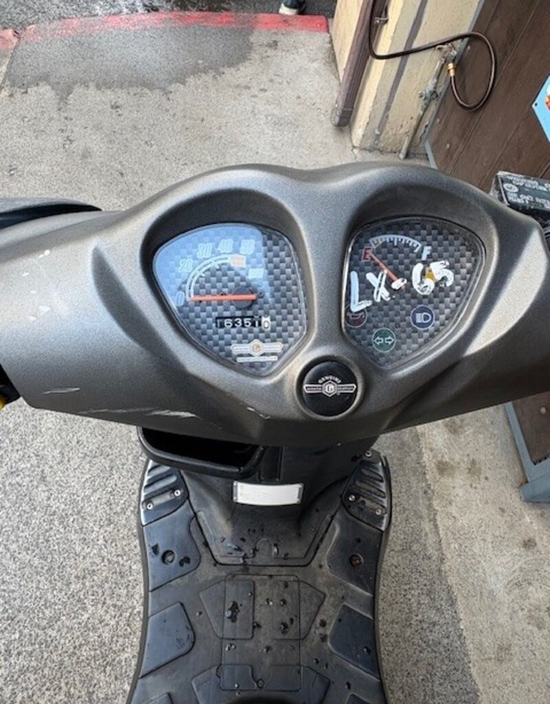 Genuine Scooters 2023 Matte Titanium Genuine Roughhouse Sport 50cc Moped (LX-65)