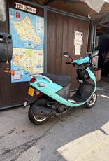 Genuine Scooters 2023 Turquoise Genuine Buddy 50cc Moped (BB-4021)