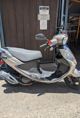 Genuine Scooters 2024 Gloss Titanium Genuine Buddy 50cc Moped ( BB 5619)
