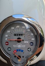 Genuine Scooters 2022 White Genuine Buddy 50cc Moped (BB 1876)