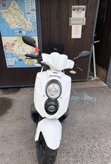 Genuine Scooters 2022 White Genuine Hooligan 170i Scooter (#H-46)