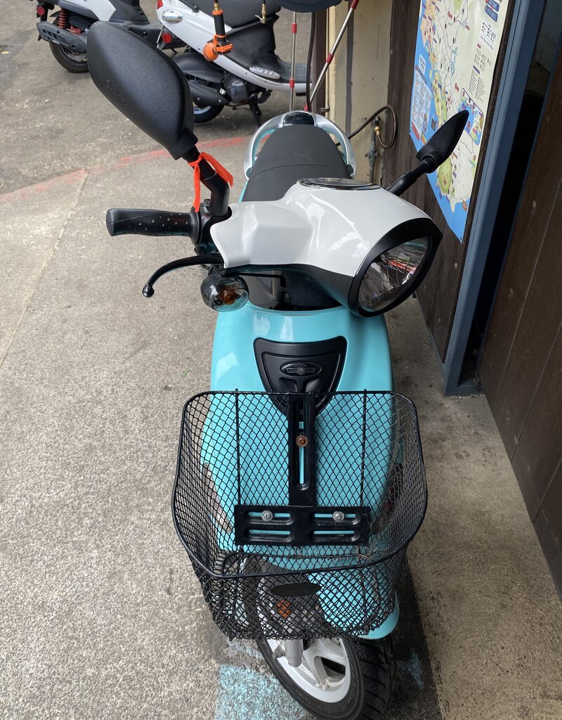 Genuine Scooters 2022 Turquoise Genuine Buddy 50cc Moped (BB0399)
