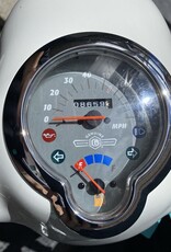 Genuine Scooters 2022 Turquoise Genuine Buddy 50cc Moped (BB0399)