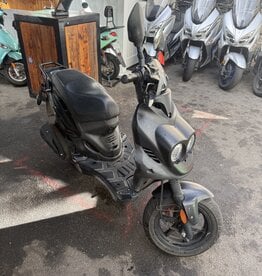 Genuine Scooters 2024 Matte Titanium Genuine Roughhouse Sport 50cc Moped (LX-70)