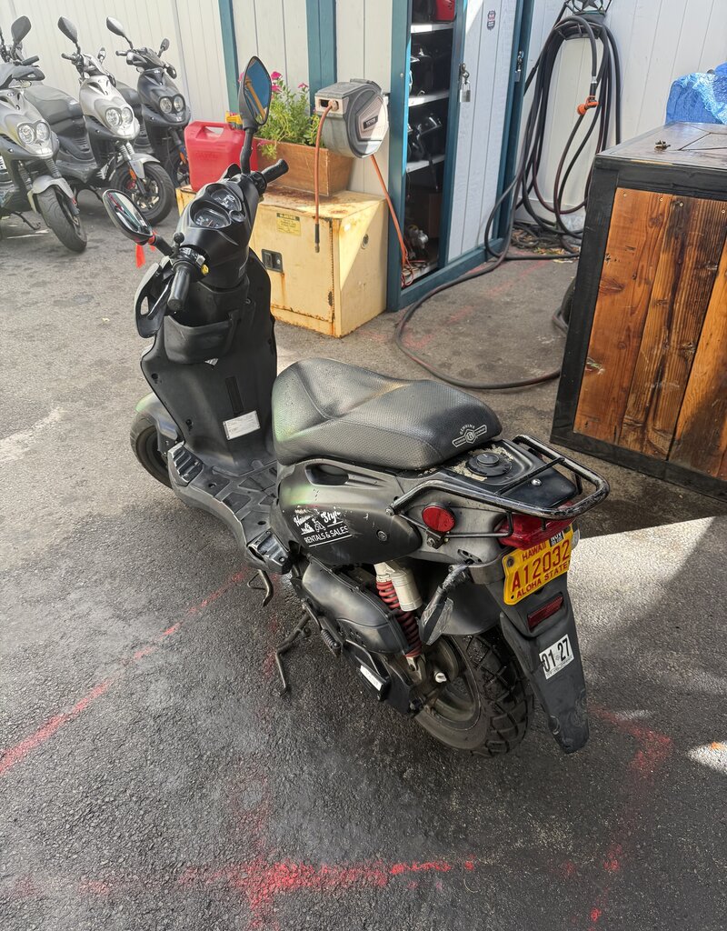 Genuine Scooters 2024 Matte Titanium Genuine Roughhouse Sport 50cc Moped (LX-70)