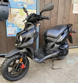 Genuine Scooters 2023 Black Genuine Roughhouse Sport 50cc Moped (BB4822)