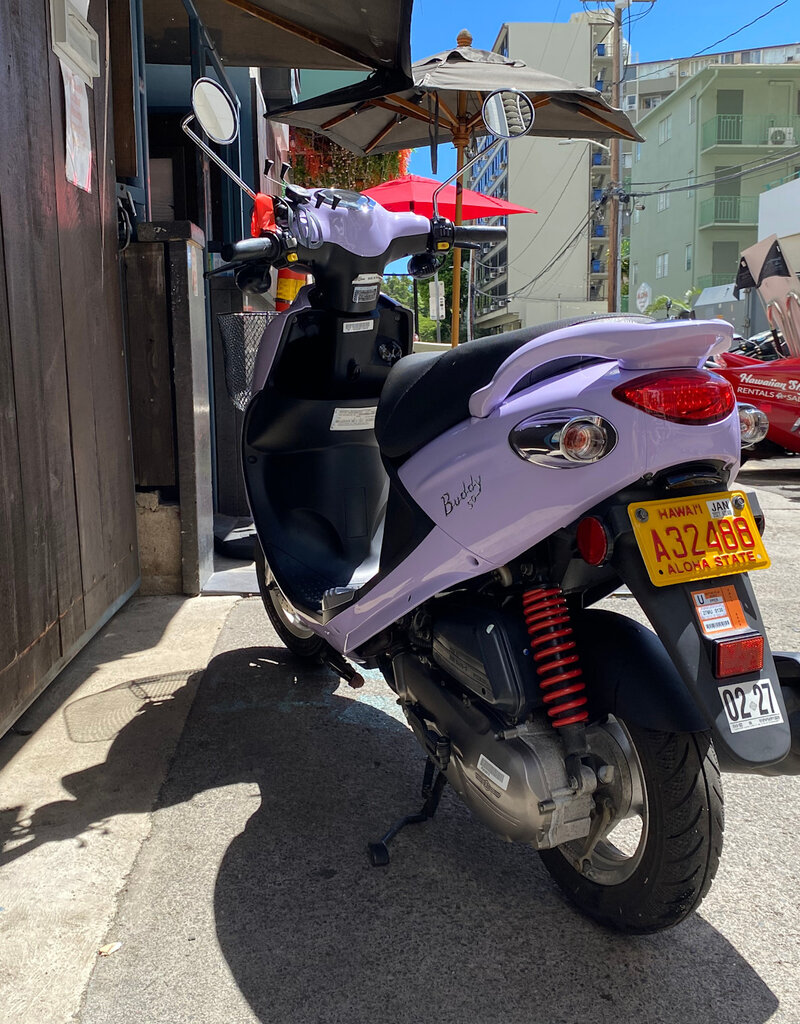 Genuine Scooters 2024 Lavender Genuine Buddy 50cc Moped ( BB 5039)