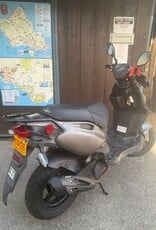Genuine Scooters 2024 Titanium Genuine Roughhouse Sport 50cc Moped (5963)