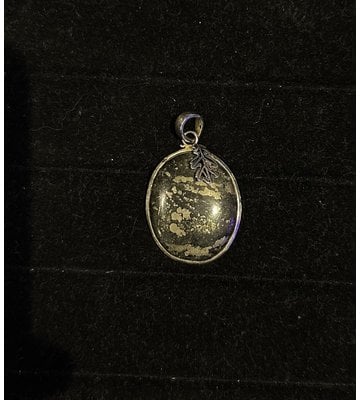 HEALERS GOLD PENDANT