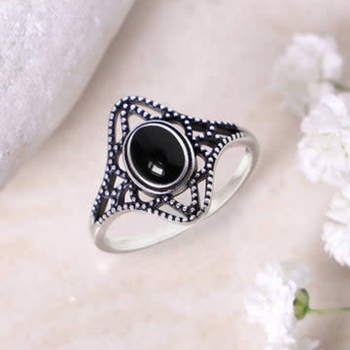 Sterling Silver Antiq Ring w/ Onyx