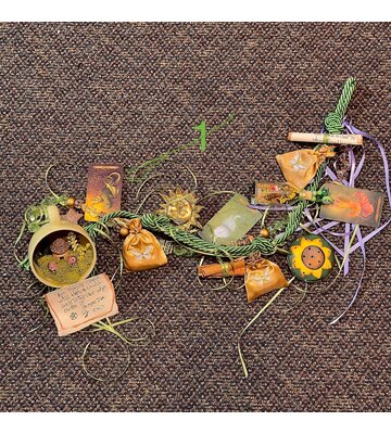 Good Luck Spell Cord (1) - By Laurie & Penny Cabot