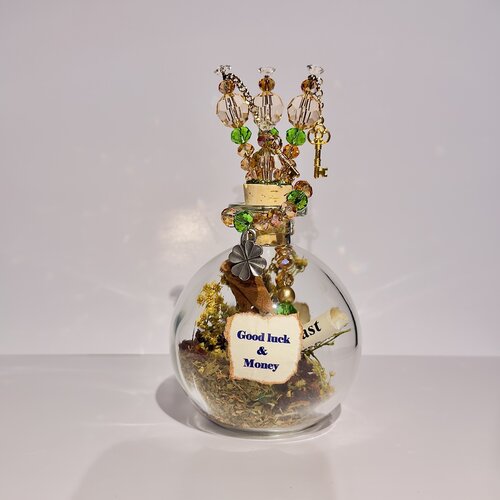 Good Luck & Money - Spell Bottle By Penny Cabot