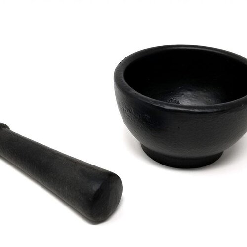 Cast Iron Cauldron 3.5"D x 2" H w/ Cast Iron Pestle