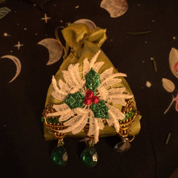 Yule Spell Bag by Penny Cabot