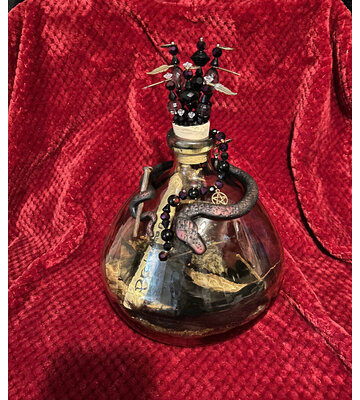 Snake Protection Spell Bottle by Penny Cabot (2)