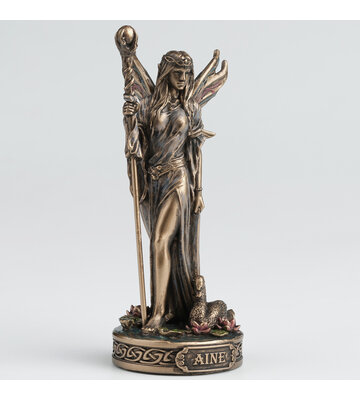 AINE THE IRISH GODDESS OF SUMMER AND LOVE