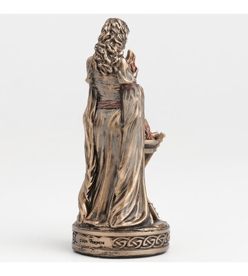 BRIGID THE IRISH GODDESS OF HEARTH AND WARMTH