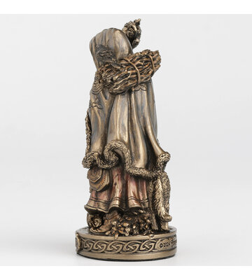 CAILLEACH THE CELTIC GODDESS OF WINTER AND STORM