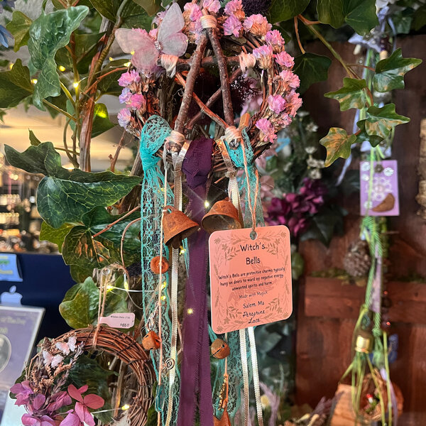 Witches Bells (125)