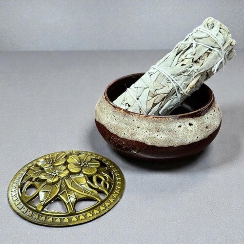Smokey Brown Ceramic Incense Burner Bowl with Floral Lid – 3.75”