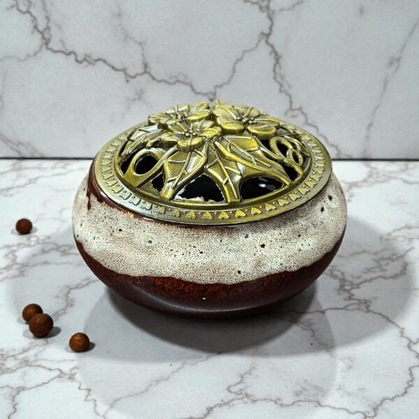 Smokey Brown Ceramic Incense Burner Bowl with Floral Lid – 3.75”